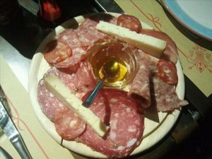 antipasto salumi toscani